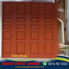 Warna pintu tidak mudah pudar dan cat yang digunakan mengunakan sistem powder coating dengan panaskan suhu tertentu untuk tahan lama dan tidak mengelupas. Warna Pintu Ruko Minimalis