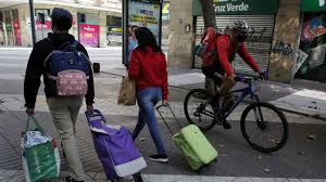9 comunas salen de cuarentena y avanzan a transición desde este lunes. Cuarentena En Chile Hoy Que Comunas Entran Cuales Salen Y Cuales Retroceden Este Lunes 19 De Abril As Chile