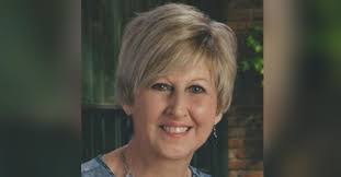 Holly Mcwhorter's Instagram, Twitter & Facebook