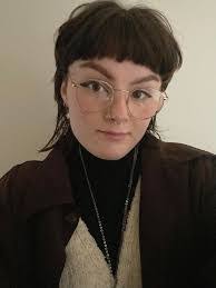 Sheila Wakefield's Instagram, Twitter & Facebook