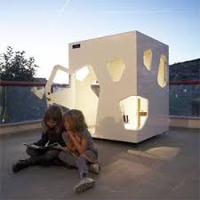 cabanes de jardin smartplayhouse espaces de jeu uniques pour vos enfants salle de spectacle moderne cabane et salon de jardin design