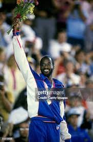 2,847 Edwin Mose Photos & High Res Pictures