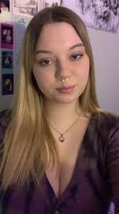 Lashauna Davis's Instagram, Twitter & Facebook