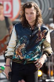 Check out his looks for short to medium to long hair, or from however, in his younger years, harry styles was all about the popular piecey hairstyle. Long Hair Harry Styles Wallpapers Wallpaper Cave