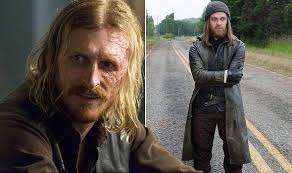 The Walking Dead The 5 Characters To Crossover To Fear The Walking Dead Tv Radio Showbiz Tv Express Co Uk The official page for amc's fear the walking dead. crossover to fear the walking dead