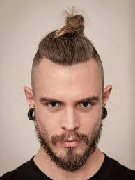 Coupe Cheveux Homme Long Dessus Court Cote Man Bun Undercut Cheveux Chignon Coupe Cheveux Homme Cheveux Homme