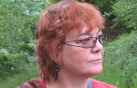 The Bad Tempered Gardener has a Mow(n)