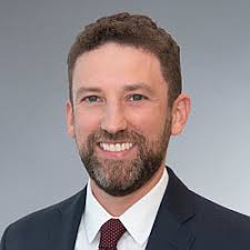 Amran Hussein, Global