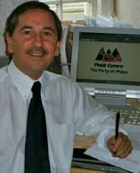 Adrian Hobson Plaid Councillor for Taffs Well and Nantgarw