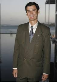 Fueron varias las personas famosas provenientes de la familia romana licinia, como marco. Irma De Licinio Franca Ataca Noemia Costa E A Filha Tem De Levar Castigo A Ferver Vidas