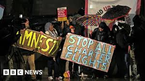 Windrush: Government defends Jamaica deportation flight