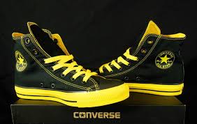 Black And Yellow Converse Chuck Taylors Converse Black Yellow All Star Chuck Taylor Kicks Sneakers Sneakers Fashion Converse Shoes Converse
