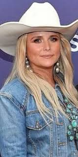 Blue Jean Dreams 💙 ⁠#RedCollection ⁠ Y'all go check out our Idyllwind  Fueled by Miranda Lambert Summer lookbook at idyllwind.com! 🔥