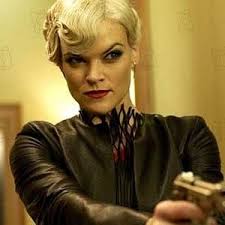 Missi Pyle