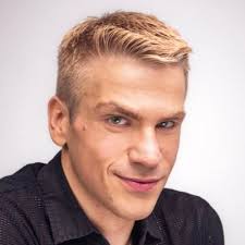 Michael John (@xomichaeljohn)