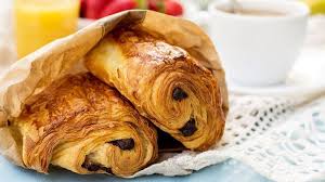 Invité sur europe 1 ce lundi 24 octobre, le candidat des républicains a dû répondre à une question pourtant simple : Etes Vous Plutot Chocolatine Ou Pain Au Chocolat