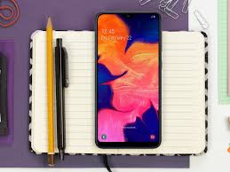 Donc juste à cause de ca on a dû demander un remboursement. Is The Samsung Galaxy A10 Still Worth Buying In 2020 Nextpit