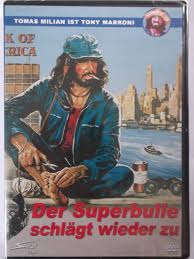 Als teenager begann er sich für musik zu interessieren und fing eine karriere als studiomusiker an. Der Superbulle Schlagt Wieder Zu Tomas Milian Italien Filmundo De