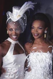 Naomi campbell may have surprised us all with her baby announcement on tuesday, but maybe we shouldn't have been so surprised after all. B3nmqodk J30bm