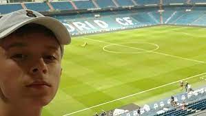 He primarily plays as an attacking. Ethan Hazard Age Wiki Images Bio Club