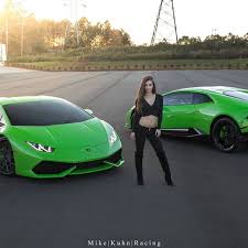 Supercar Sunday Huracan Vs Performante Hurcan Sanchosanjin Performante Moemurad Samikay Lamborghini Huracan Performante Car Girls Super Cars Lambo