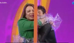 Copia y pega esta url en tu. Emotivo Reencuentro De Lizy Tagliani Y Su Novio Tras 88 Dias Noticias Cadena 3 Argentina