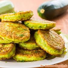 Compared to zucchini nutrition, eggplant nutrition is a bit higher in fiber and carbohydrates, although not by much. Low Carb Zucchini Pancakes Gesundes Rezept Furs Fruhstuck