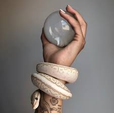 Pin By Hannah On Altar Aphrodite Instagram Medusa