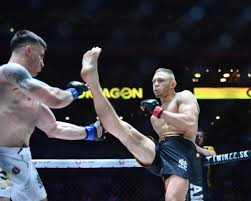 Řešili jsme taky celou jeho cestu k boxu a mma a snažili se z. Jakub Stafek A Mma V Oktagonu Uspal Soupere Po 69 Vterinach Isport Cz