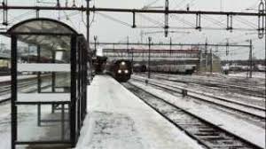Utställningshallen i alvesta tågstation bjuder på allehanda konst i en vacker stationsmiljö. Destination Guide Gemla Kronoberg Vaxjo Kommun In Sweden Tripmondo