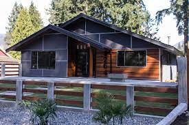 View the sections below to learn how the system comes together, and gain some tips and tricks that have saved even the most experienced professionals a lot of time and money. Easytrim Reveals Makes Fiber Cement Installation Easier Jlc Online