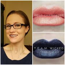 🙌The video everyone wanted to see…coming out this afternoon! I love the  way it turned and I kept it very soft looking. I did cut it down to four  shades, eliminating Pup