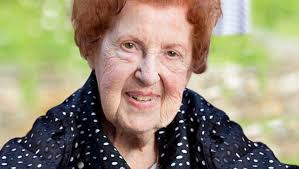 A community mourns the passing of Rose Geller