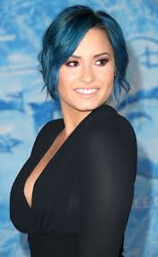 Demi had always been fascinated by the conflicting theories on what determined intelligence. Frozen 2013