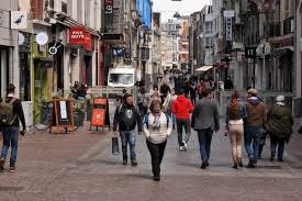 Pourtant, en ce jour férié, les grands magasins qui ouvriront leurs portes sont peu nombreux. Quels Magasins Seront Ouverts Dans La Metropole De Lille Le Jeudi De L Ascension Lille Actu