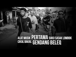 Gamelan dikenal sebagai alat musik tradisional indonesia yang paling dikenal oleh dunia. Alat Musik Pertama Suku Sasak Lombok Cikal Bakall Gendang Beleq Youtube