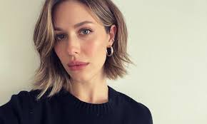 Chelsea Augustine's Instagram, Twitter & Facebook