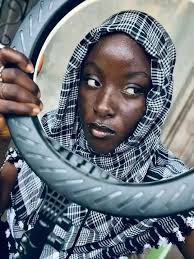 I remember that first day I saw the Brown Skin Girl music video. I saw her.  Her skin radiated like the sun and I told my younger brother that I liked  her.