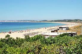 Apr 21, 2020 · carvoeiro vanuit de lucht, het dorpsplein grenst direct aan het strand zwemmen in de turquoise zee. An Beliebtem Algarve Strand Stoppen Dunenarbeiten Algarve Fur Entdecker