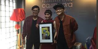 Masih terasa membekas dalam jiwa. Lirik Dan Chord Lagu Cinta Terbaik Milik Cassandra Halaman All Kompas Com