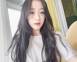 2월 25일 방송된 mbc fm4u '정오의 희망곡 김신영입니다'에서는 펭수가 스페셜dj를 맡은 가운데 에이프릴 진솔이 게스트로 출연했다. Gtt6mvyzl3mrwm