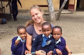 In 12 motiven wurde die vielseitigkeit der menschen, tierwelt und landschaft von tansania zusammengestellt. Freiwilligenarbeit In Tansania Auf Sansibar Volunteer Ostafrika