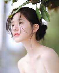 Isang Sanggol ang Nagbunyag ng Babala, Binago ang Kapalaran ng Isang  Bilyonaryo