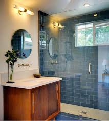 Large walls, spacious bathroom, and marble tiles with portraits and flower vases all around the bathroom makes it look elegant and enigmatic. 15 Incredibly Modern Mid Century Bathroom Interior Designs Mid Century Modern Bathroom Modern Bathroom Lighting Bathroom Interior Design