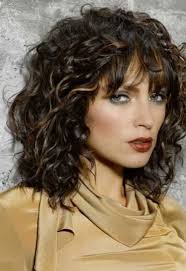 Short To Medium Curly Hair With Bangs Medium Curly Hair Styles Medium Hair Styles Curly Hair Styles Naturally