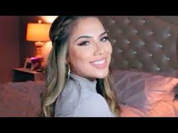 Lizbeth Bravo's Instagram, Twitter & Facebook