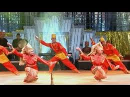 Lili ya lila 1mb dan streaming kumpulan lagu tari lili ya lila 1mb mp3 terbaru di metrolagu dan nikmati video klip tari lili hasil diatas adalah hasil pencarian dari anda tari lili ya lila mp3 dan menurut kami yang paling tari ya lili ya lilakumpulan gambar bunga bakung atau lily terindah ini berisikan gambar. Pola Lantai Tari Lilin Ilmusosial Id