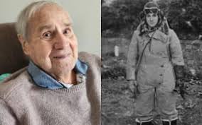 One of NZ's last World War II veterans celebrates 100th birthday