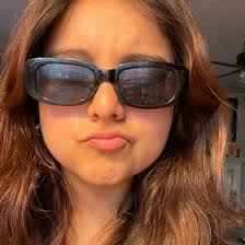 Julia Bustos (juliabustos05)