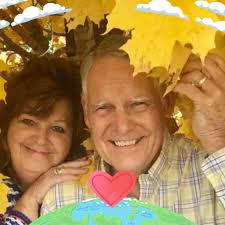 I filled my toilet tank in my guest bath with flowers from my garden. The  flowers smell nice and stay fresh for days. No issue with flusing. Do you  like this idea